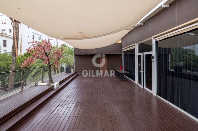 Erhverv til salg i Puerto Banus, Marbella - € 4.800.000 (Ref: 9747404)