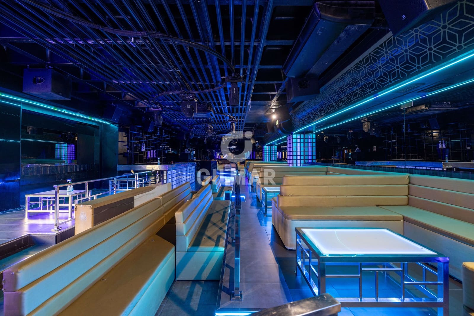 Erhverv til salg i Puerto Banus - € 4.800.000 (Ref: 9747404)