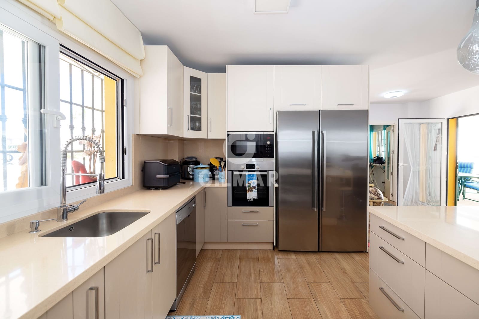 6 soveværelse Villa til salg i San Pedro de Alcantara med garage - € 885.000 (Ref: 9747405)