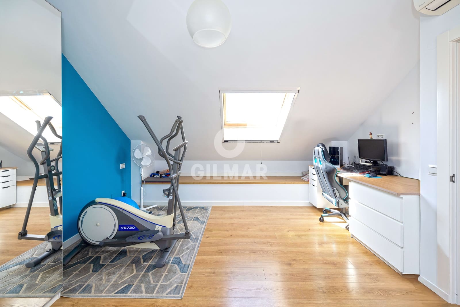 6 soveværelse Villa til salg i San Pedro de Alcantara med garage - € 885.000 (Ref: 9747405)