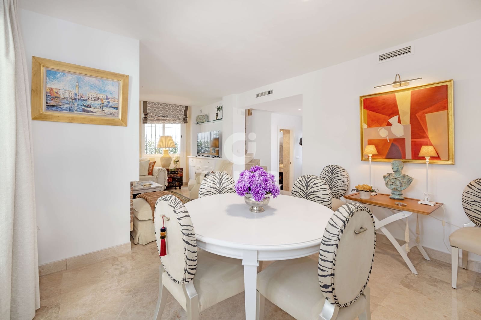 3 Zimmer Doppelhaus zu verkaufen in Nueva Andalucia mit Pool Garage - 749.000 € (Ref: 9747406)