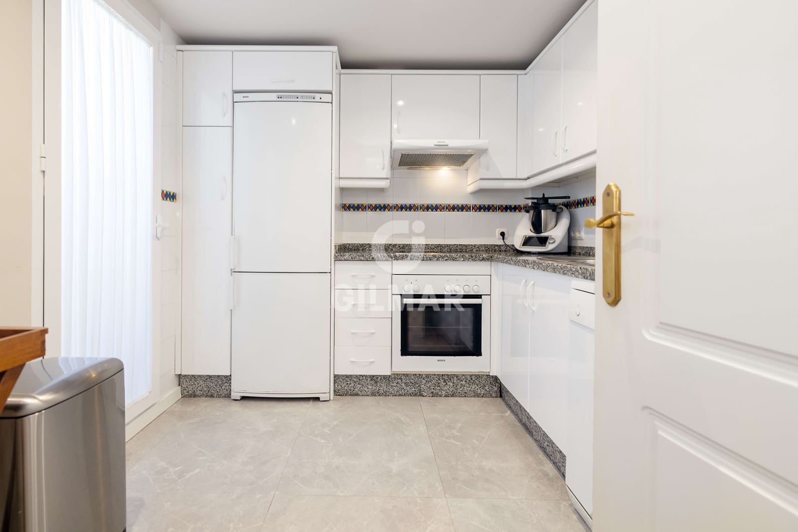 3 Zimmer Doppelhaus zu verkaufen in Nueva Andalucia mit Pool Garage - 749.000 € (Ref: 9747406)