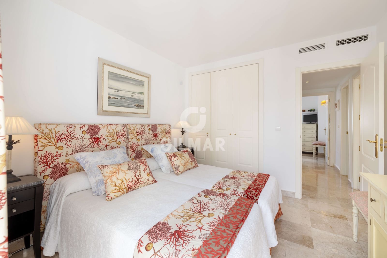 3 Zimmer Doppelhaus zu verkaufen in Nueva Andalucia mit Pool Garage - 749.000 € (Ref: 9747406)