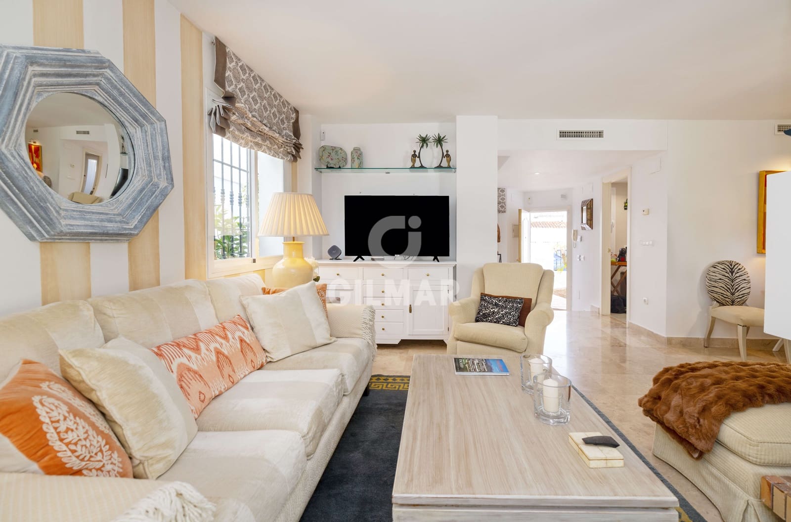 3 Zimmer Doppelhaus zu verkaufen in Nueva Andalucia mit Pool Garage - 749.000 € (Ref: 9747406)