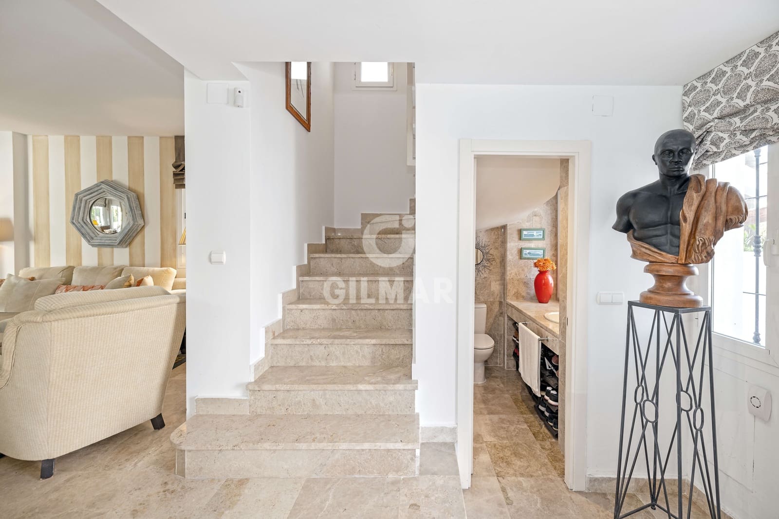 3 Zimmer Doppelhaus zu verkaufen in Nueva Andalucia mit Pool Garage - 749.000 € (Ref: 9747406)