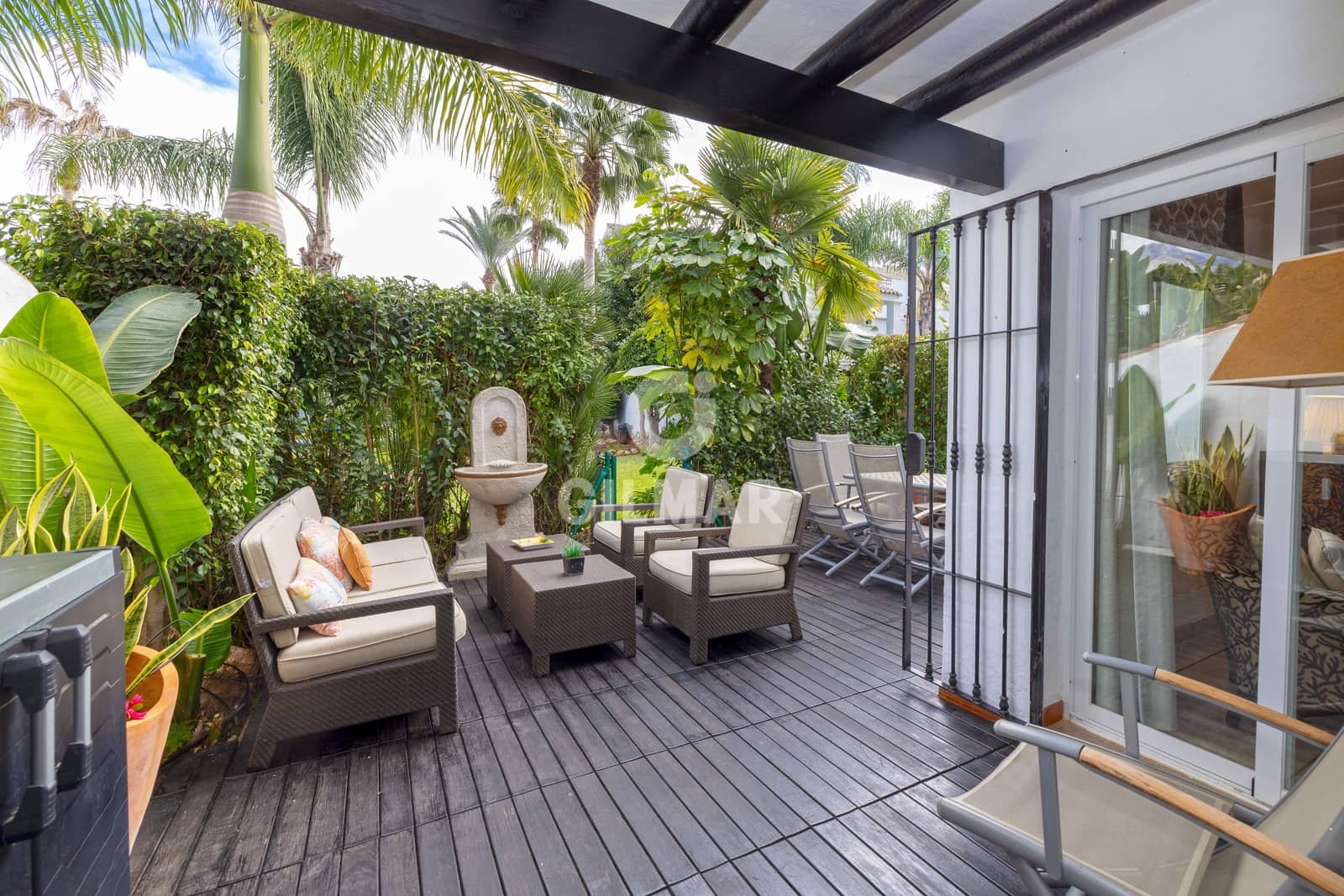 3 Zimmer Doppelhaus zu verkaufen in Nueva Andalucia mit Pool Garage - 749.000 € (Ref: 9747406)