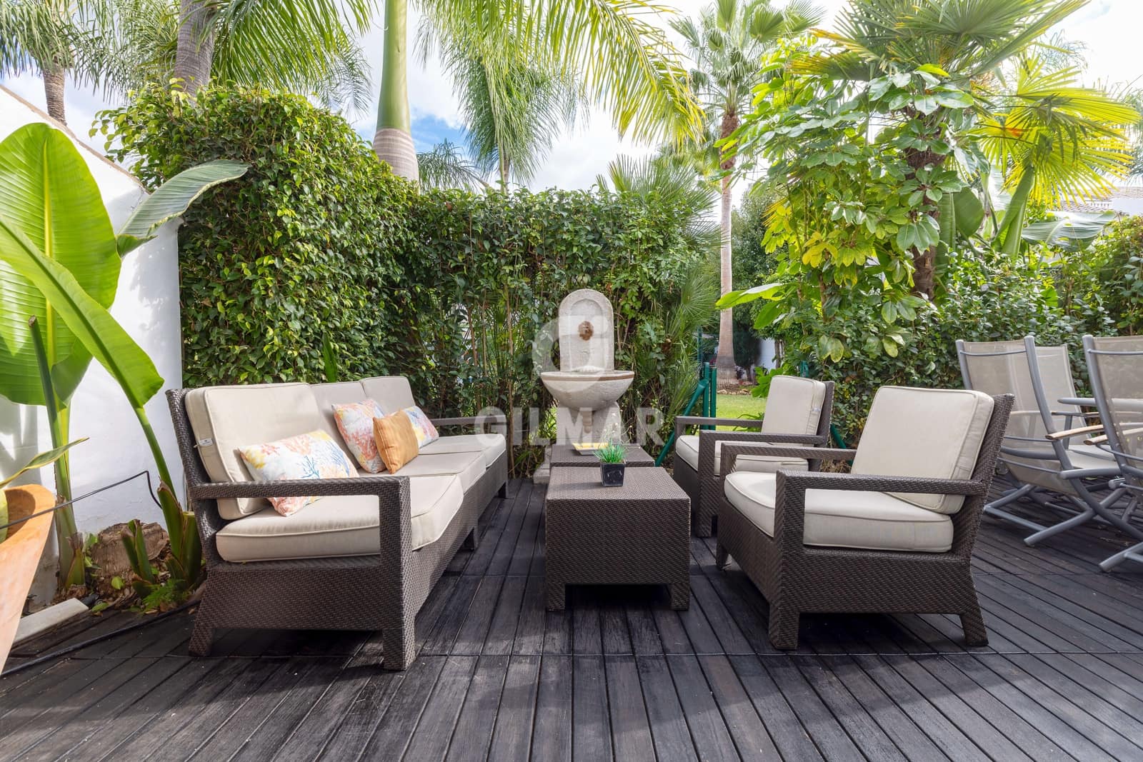 3 Zimmer Doppelhaus zu verkaufen in Nueva Andalucia mit Pool Garage - 749.000 € (Ref: 9747406)