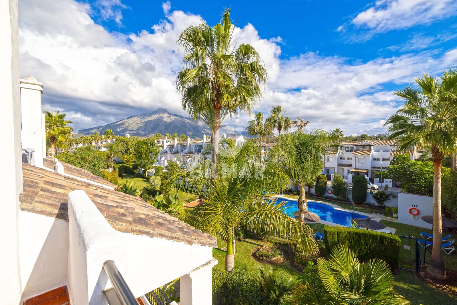 3 Zimmer Doppelhaus zu verkaufen in Nueva Andalucia mit Pool Garage - 749.000 € (Ref: 9747406)