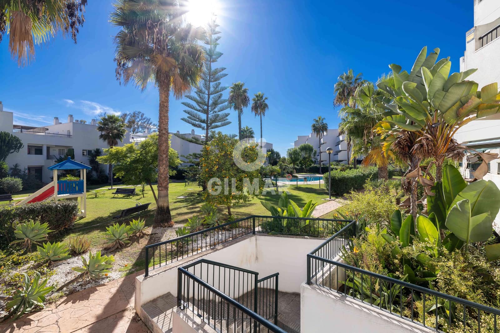 2 soveværelse Lejlighed til salg i San Pedro de Alcantara med swimmingpool garage - € 435.000 (Ref: 9747407)