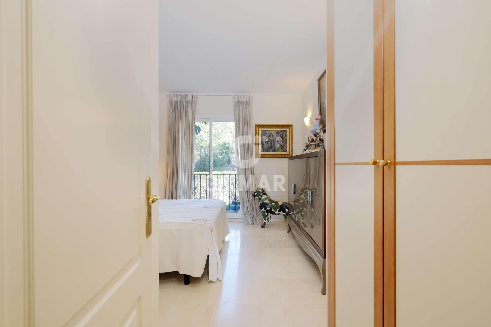 2 bedroom Flat for sale in La Quinta with pool garage - € 480,000 (Ref: 9747408)