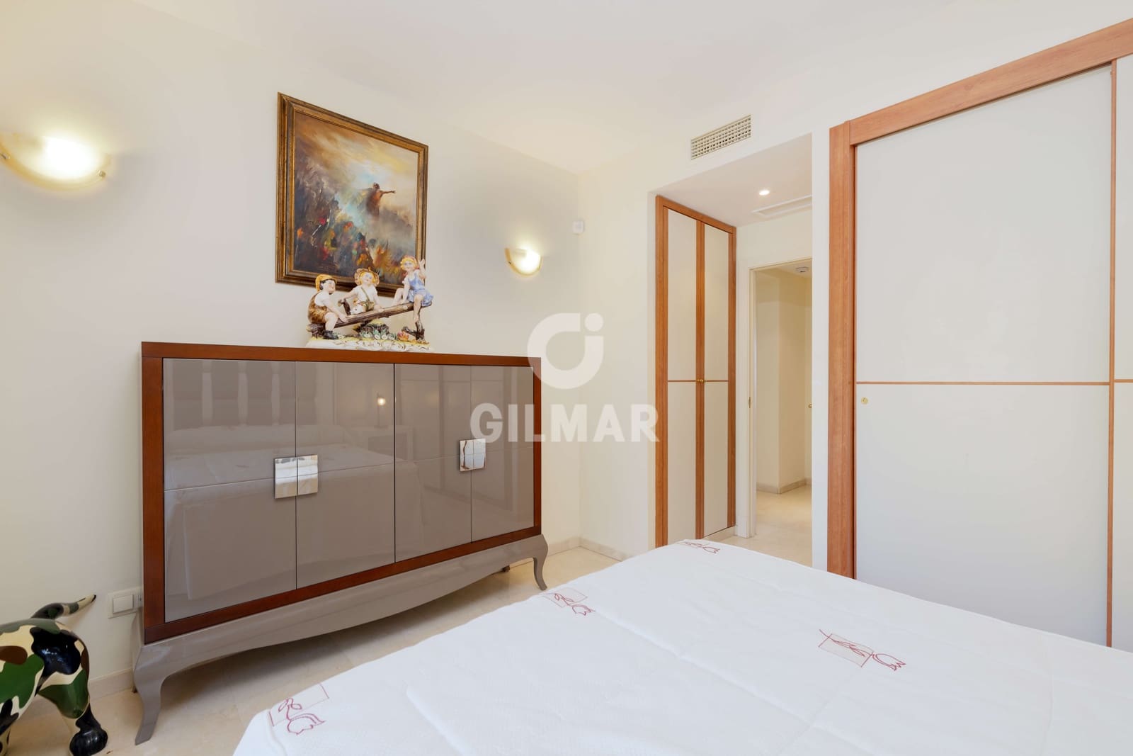 2 bedroom Flat for sale in La Quinta with pool garage - € 480,000 (Ref: 9747408)
