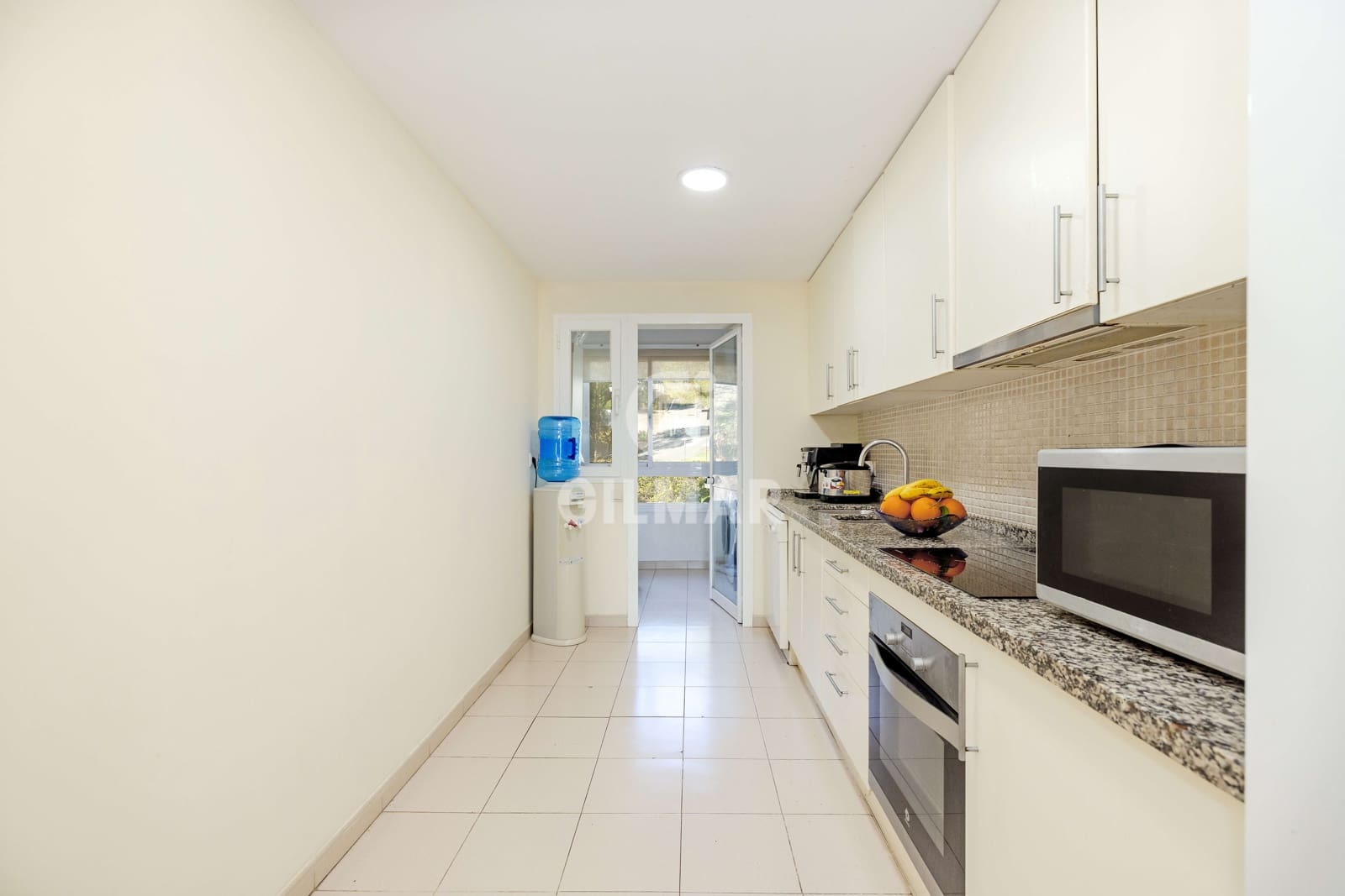 2 bedroom Flat for sale in La Quinta with pool garage - € 480,000 (Ref: 9747408)