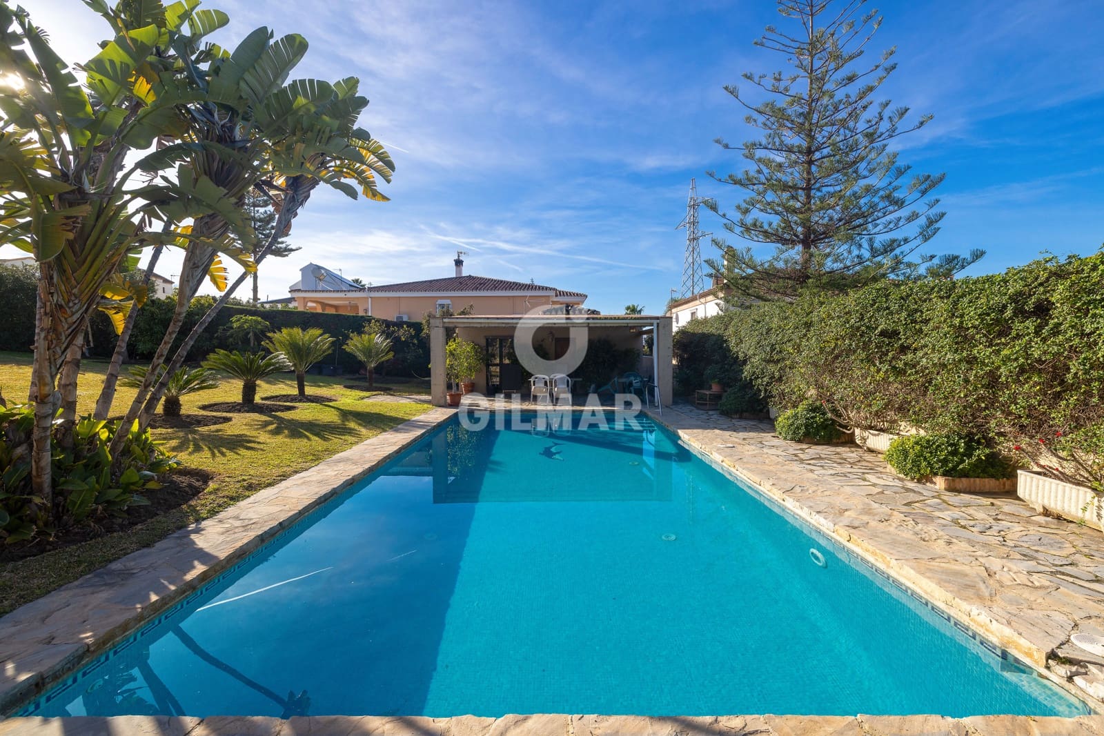 Building Plot for sale in San Pedro de Alcantara - € 1,349,000 (Ref: 9747409)