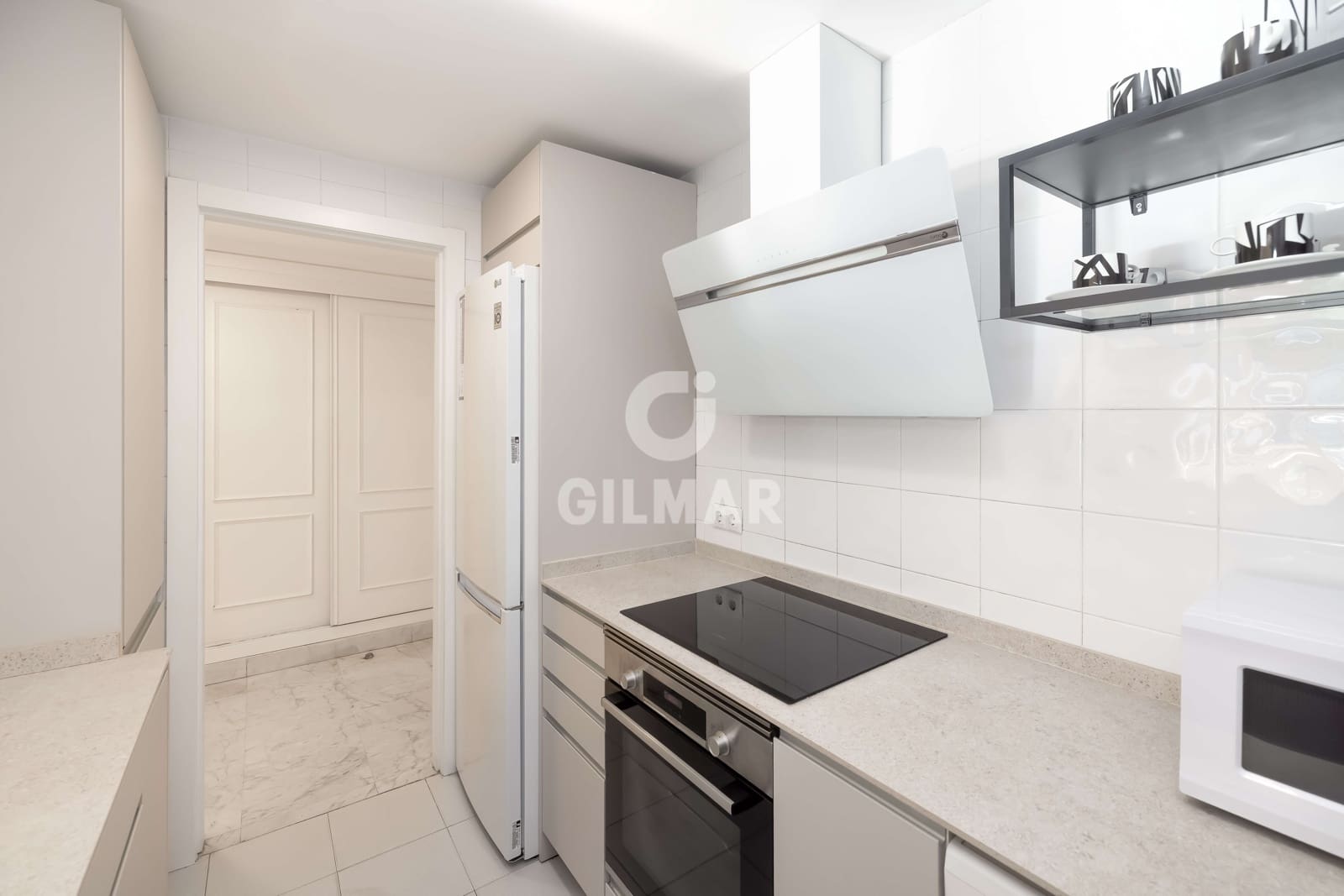 2 Zimmer Wohnung zu verkaufen in Puerto Banus mit Pool Garage - 575.000 € (Ref: 9747411)