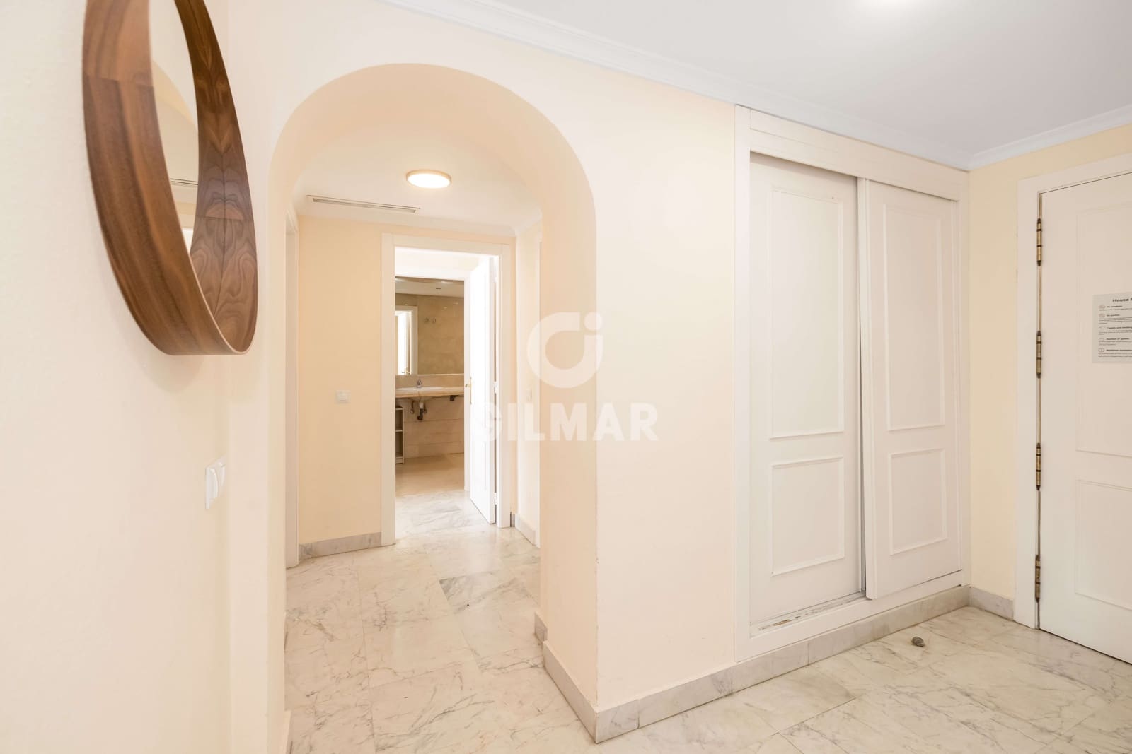 2 Zimmer Wohnung zu verkaufen in Puerto Banus mit Pool Garage - 575.000 € (Ref: 9747411)