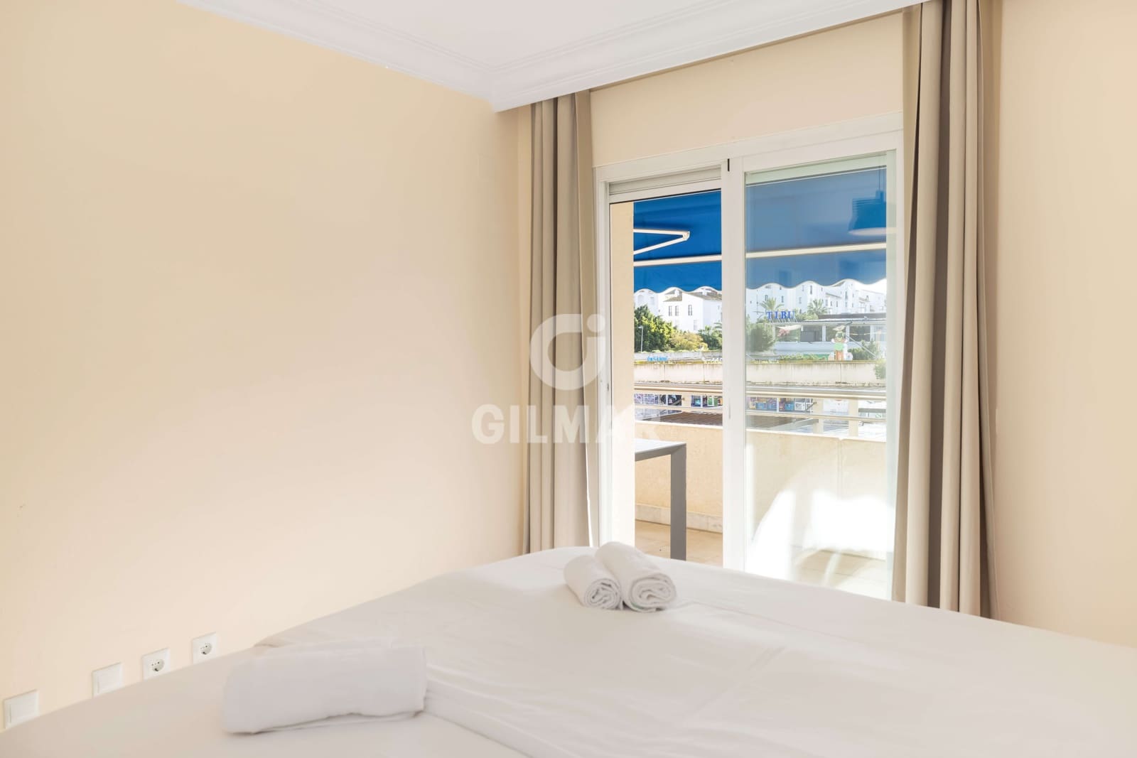 2 Zimmer Wohnung zu verkaufen in Puerto Banus mit Pool Garage - 575.000 € (Ref: 9747411)