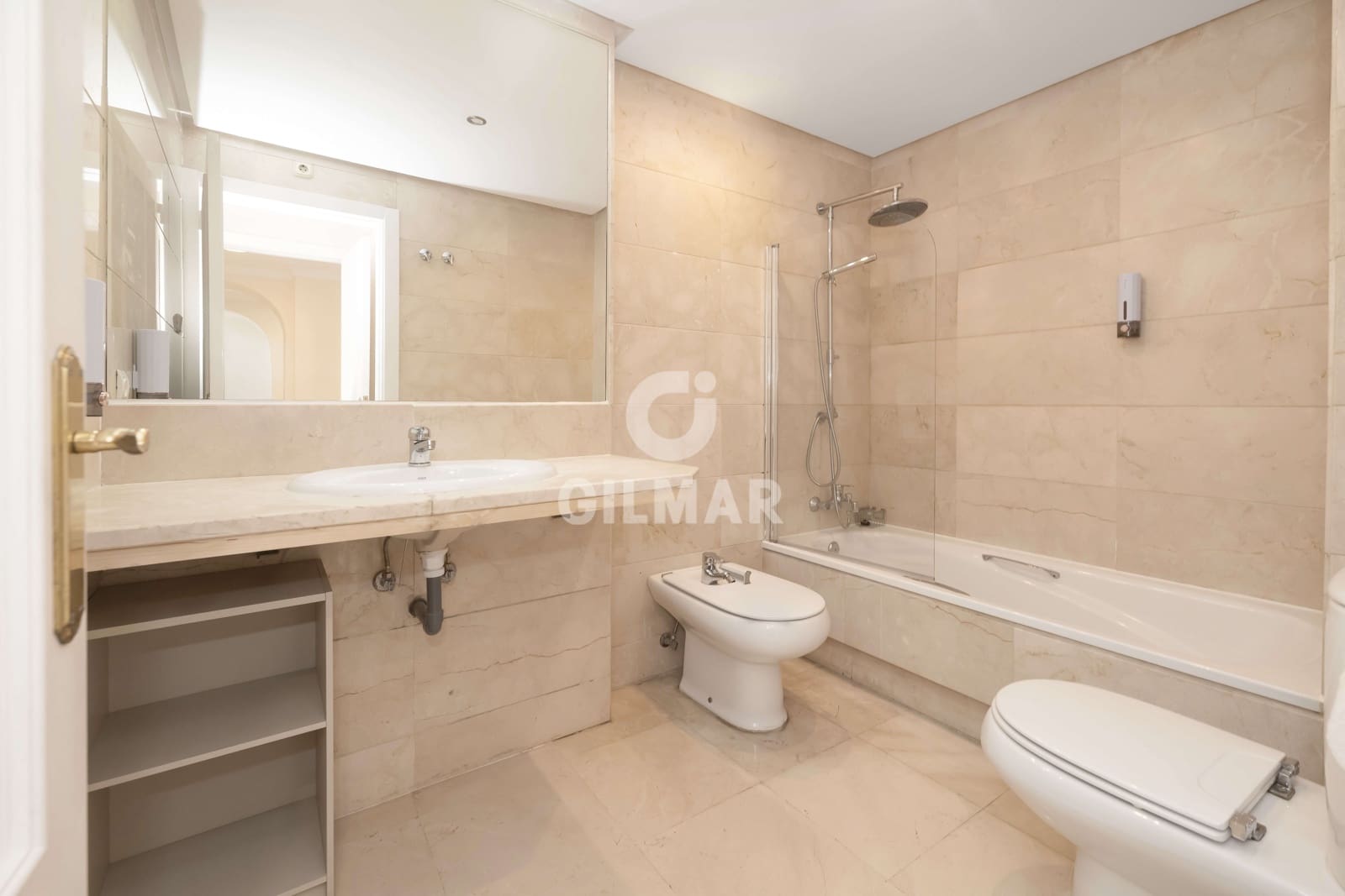 2 Zimmer Wohnung zu verkaufen in Puerto Banus mit Pool Garage - 575.000 € (Ref: 9747411)