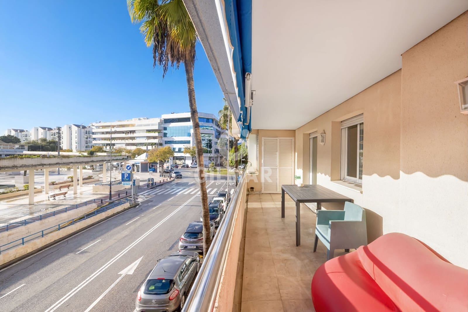 2 Zimmer Wohnung zu verkaufen in Puerto Banus mit Pool Garage - 575.000 € (Ref: 9747411)