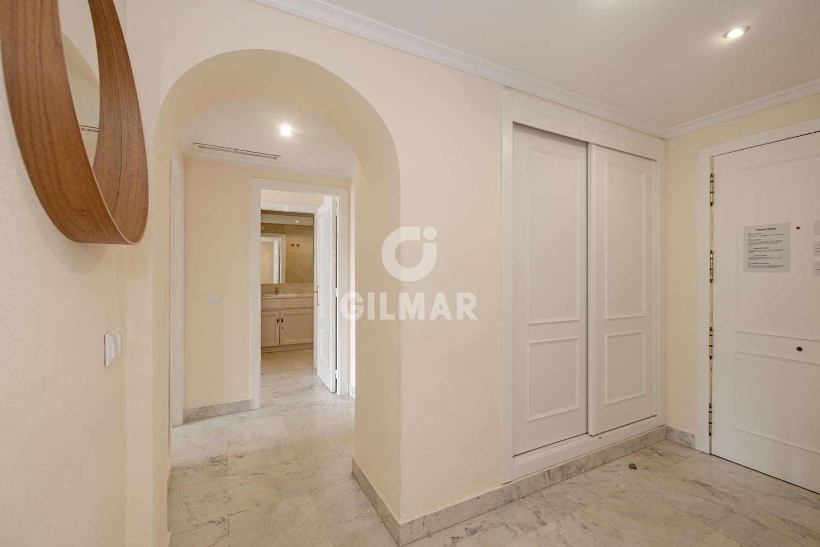 2 Zimmer Wohnung zu verkaufen in Puerto Banus mit Pool Garage - 595.000 € (Ref: 9747413)