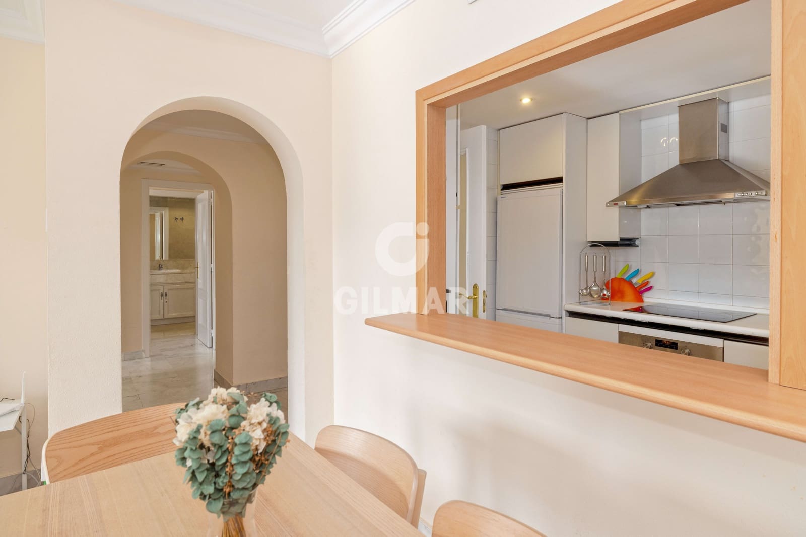 2 Zimmer Wohnung zu verkaufen in Puerto Banus mit Pool Garage - 595.000 € (Ref: 9747413)