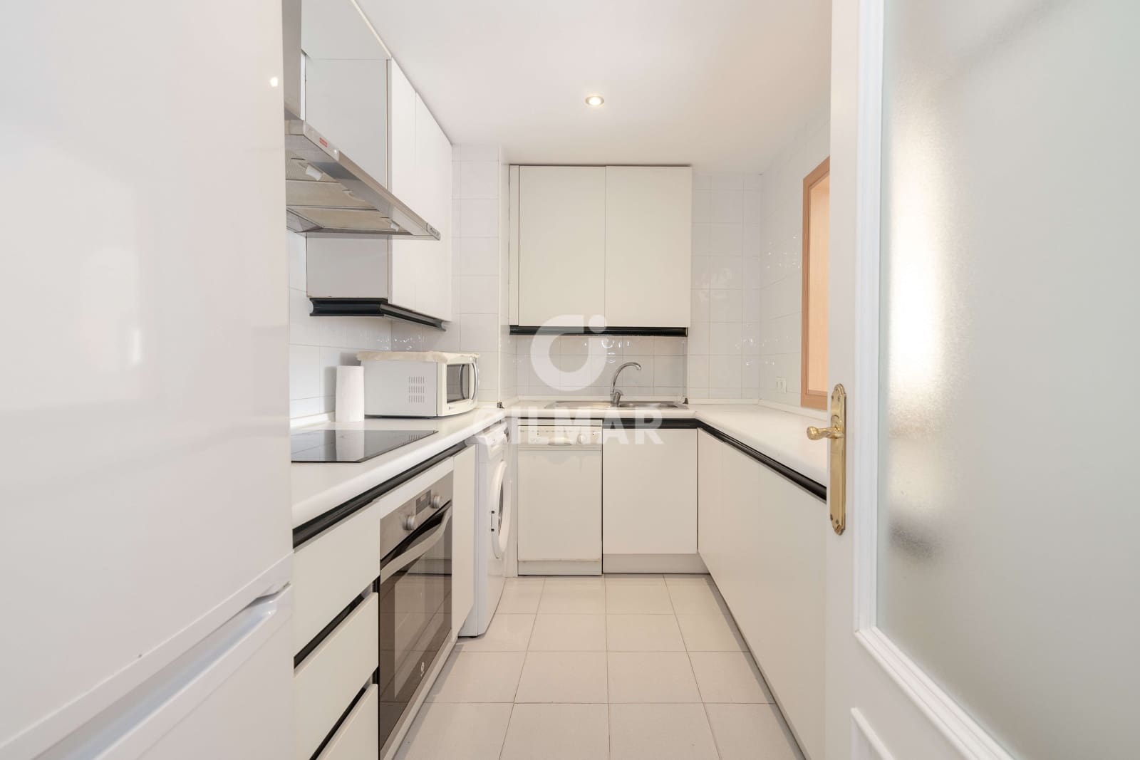 2 Zimmer Wohnung zu verkaufen in Puerto Banus mit Pool Garage - 595.000 € (Ref: 9747413)