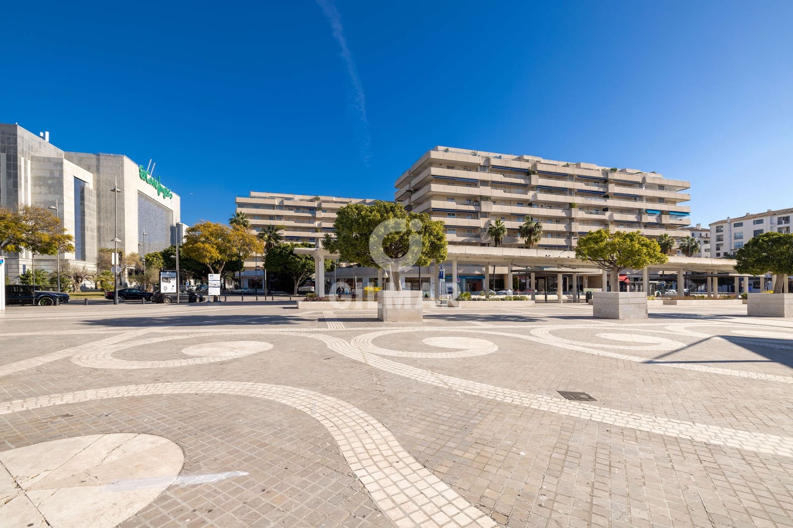 2 Zimmer Wohnung zu verkaufen in Puerto Banus mit Pool Garage - 595.000 € (Ref: 9747413)