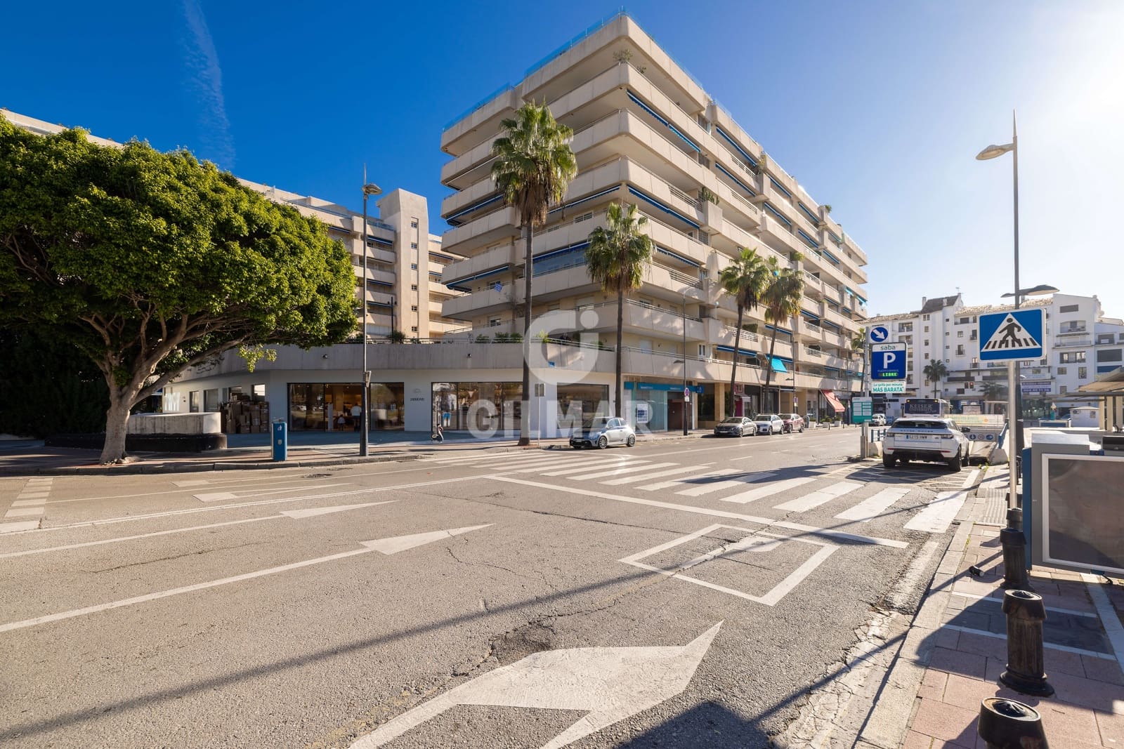 2 Zimmer Wohnung zu verkaufen in Puerto Banus mit Pool Garage - 595.000 € (Ref: 9747413)