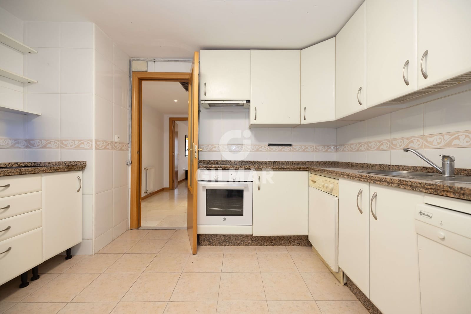 3 soveværelse Penthouse til salg i Guadalmina med swimmingpool garage - € 595.000 (Ref: 9747414)