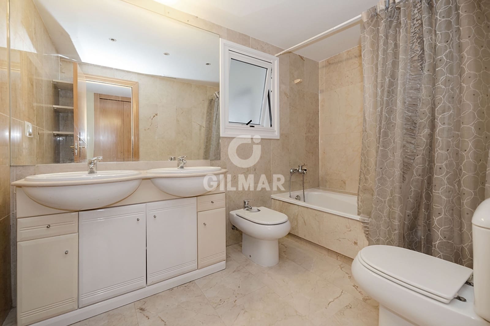 3 soveværelse Penthouse til salg i Guadalmina med swimmingpool garage - € 595.000 (Ref: 9747414)