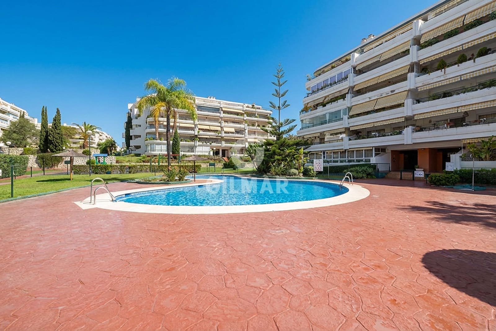 3 soveværelse Penthouse til salg i Guadalmina med swimmingpool garage - € 595.000 (Ref: 9747414)