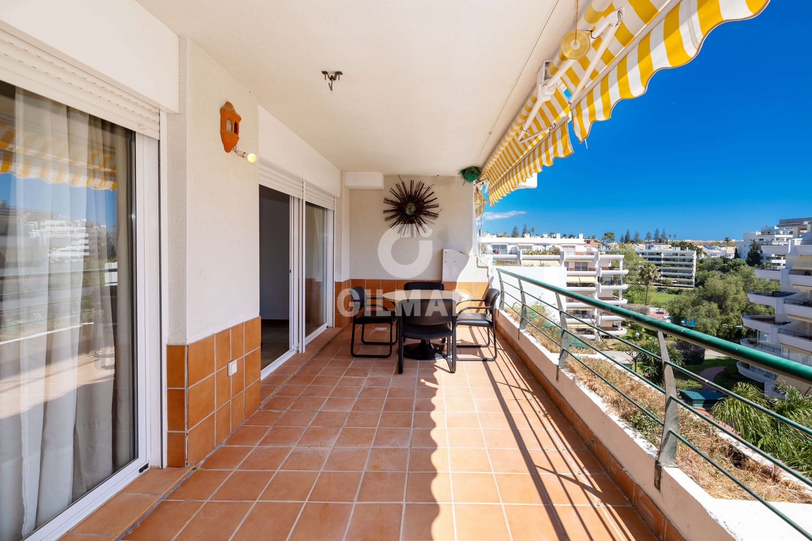 3 bedroom Penthouse for sale in Guadalmina with pool garage - € 595,000 (Ref: 9747414)