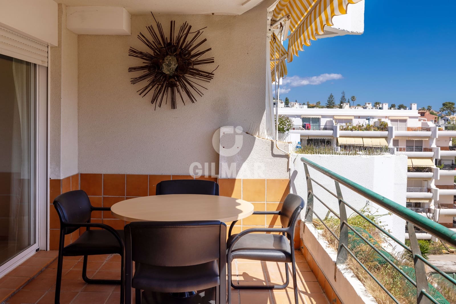 3 bedroom Penthouse for sale in Guadalmina with pool garage - € 595,000 (Ref: 9747414)