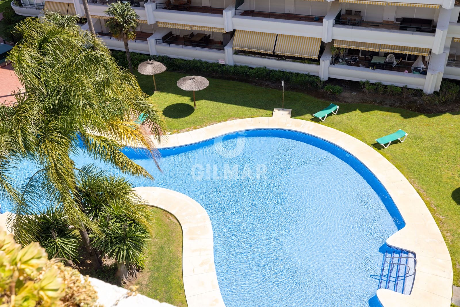 3 bedroom Penthouse for sale in Guadalmina with pool garage - € 595,000 (Ref: 9747414)