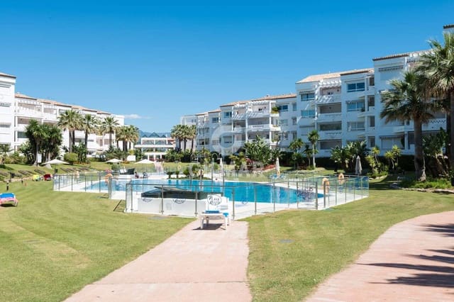 4 quarto Apartamento para venda em Puerto Banus, Marbella com piscina garagem - 1 595 000 € (Ref: 9747418)