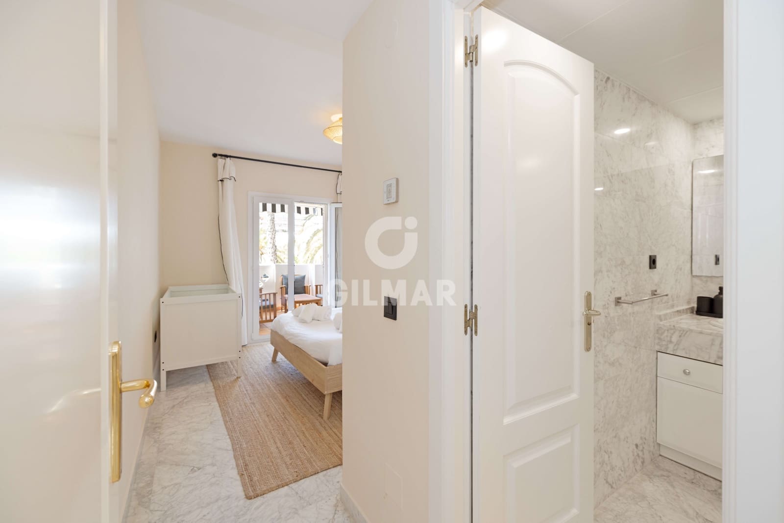 4 Zimmer Wohnung zu verkaufen in Puerto Banus mit Pool Garage - 1.595.000 € (Ref: 9747418)