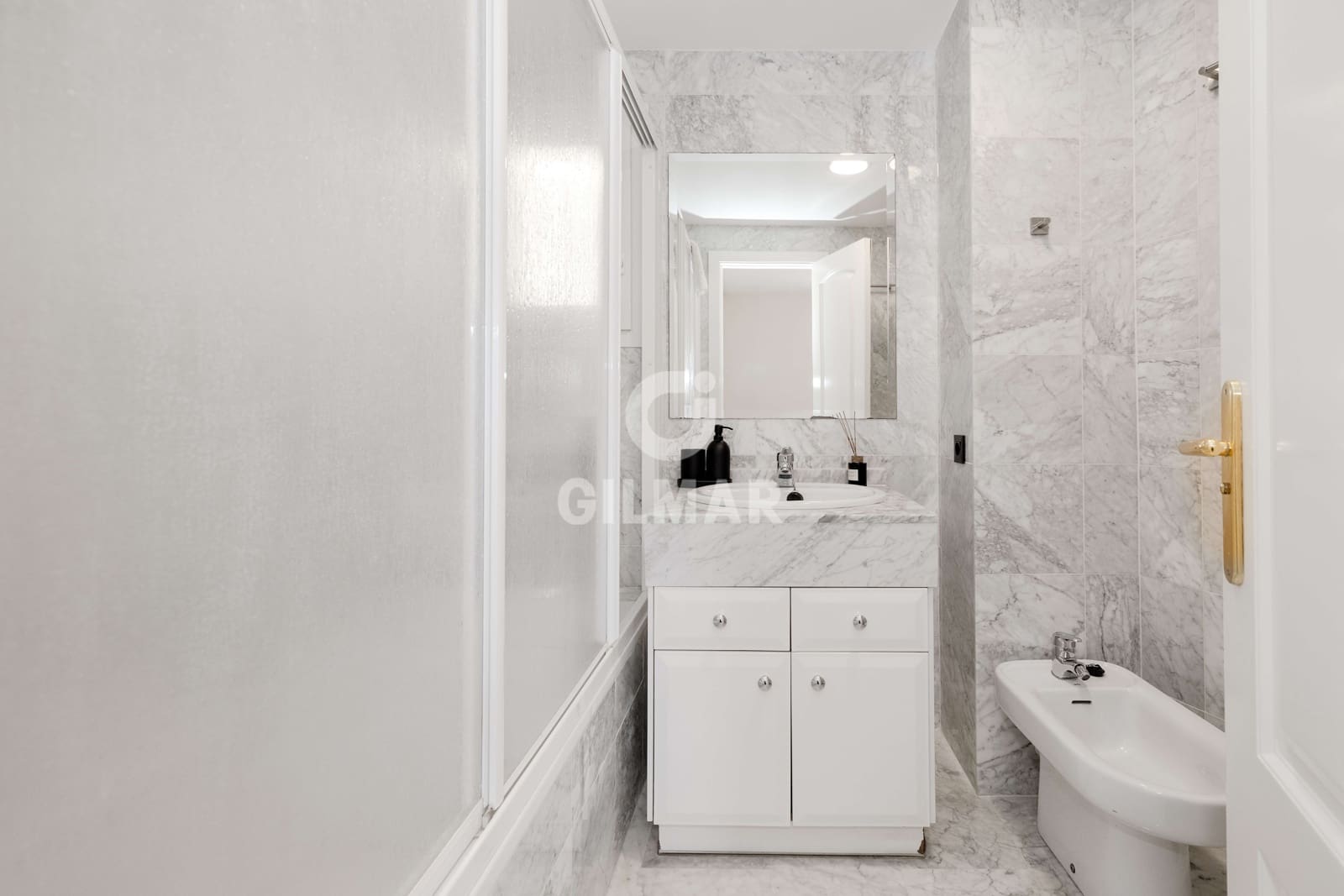 4 Zimmer Wohnung zu verkaufen in Puerto Banus mit Pool Garage - 1.595.000 € (Ref: 9747418)