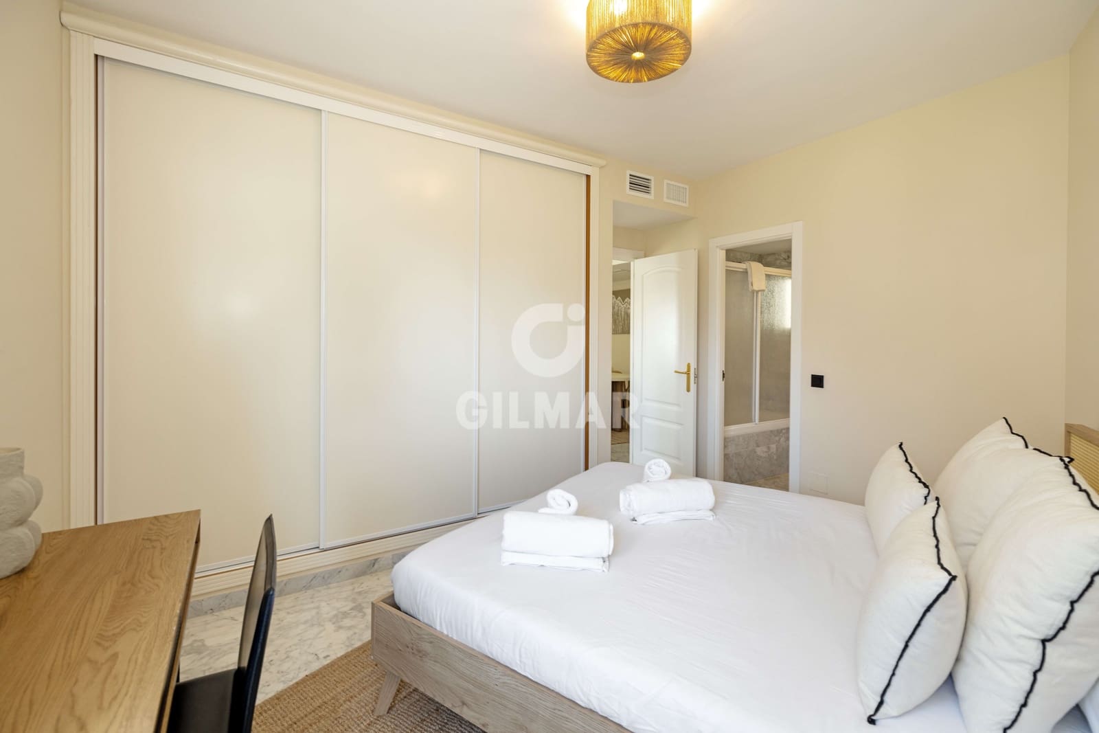 4 Zimmer Wohnung zu verkaufen in Puerto Banus mit Pool Garage - 1.595.000 € (Ref: 9747418)