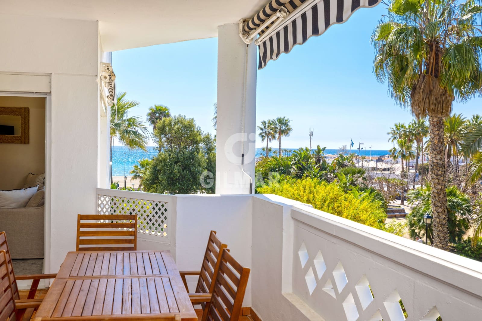 4 Zimmer Wohnung zu verkaufen in Puerto Banus mit Pool Garage - 1.595.000 € (Ref: 9747418)