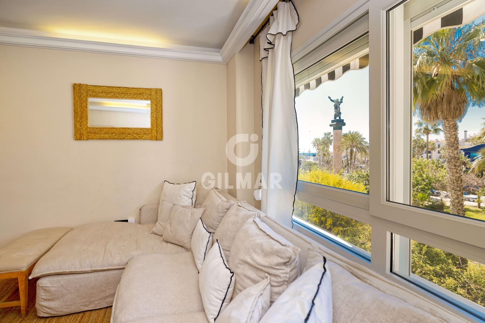 4 Zimmer Wohnung zu verkaufen in Puerto Banus mit Pool Garage - 1.595.000 € (Ref: 9747418)