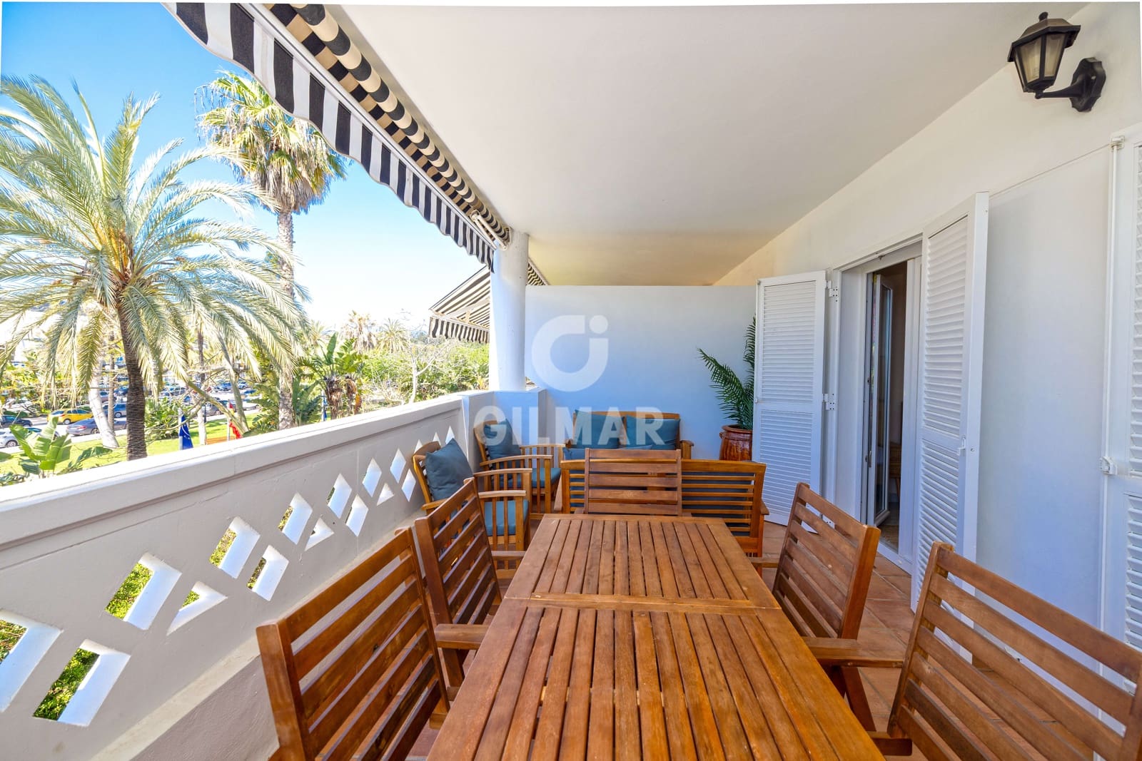 4 Zimmer Wohnung zu verkaufen in Puerto Banus mit Pool Garage - 1.595.000 € (Ref: 9747418)