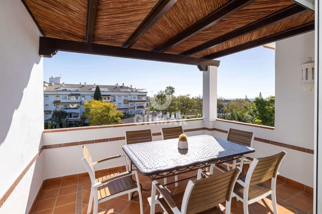 4 Zimmer Penthouse zu verkaufen in La Carolina - Guadalpín, Marbella mit Pool Garage - 1.099.000 € (Ref: 9749366)