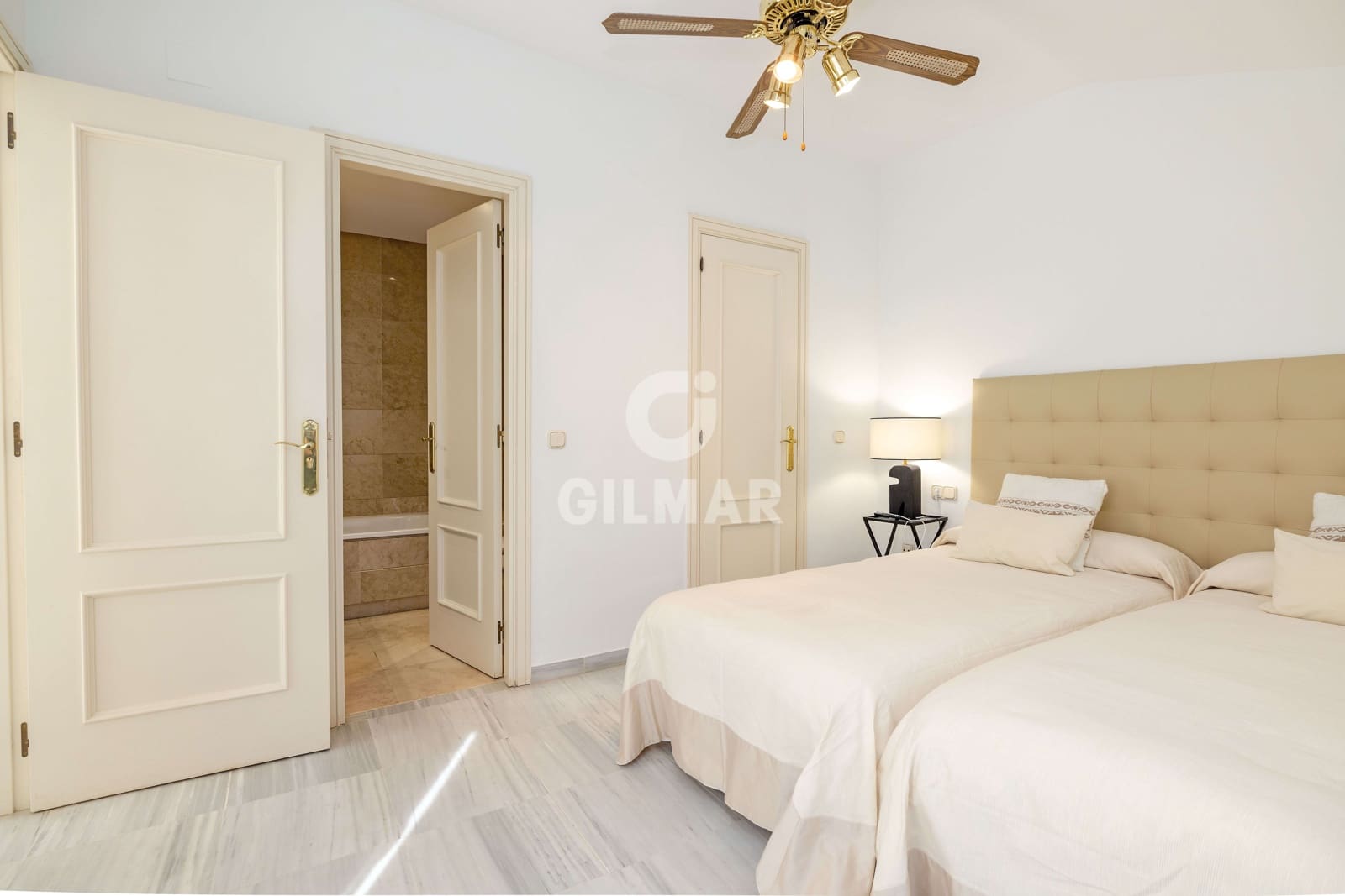 4 Zimmer Penthouse zu verkaufen in Golden Mile mit Pool Garage - 1.099.000 € (Ref: 9749366)