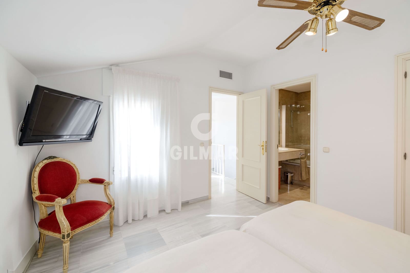 4 Zimmer Penthouse zu verkaufen in Golden Mile mit Pool Garage - 1.099.000 € (Ref: 9749366)