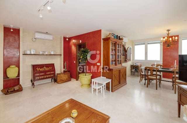 2 sypialnia Mieszkanie na sprzedaż w Puerto de Estepona, Estepona z basenem garażem - 600 000 € (Ref: 9751104)