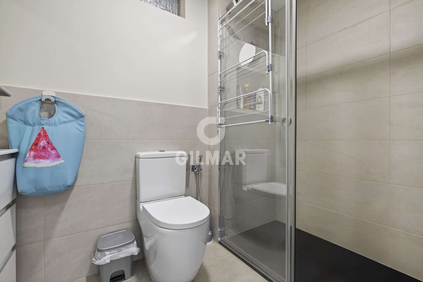 5 bedroom Flat for sale in Seville city with garage - € 850,000 (Ref: 9753637)