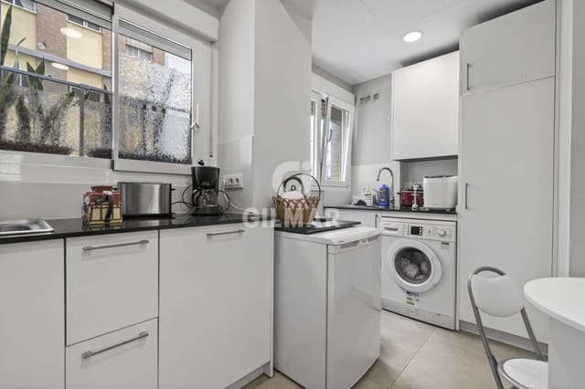 5 makuuhuone Asunto myytävänä paikassa Tablada, Sevilla kaupunki mukana 
autotalli - 850 000 € (Ref: 9753637)