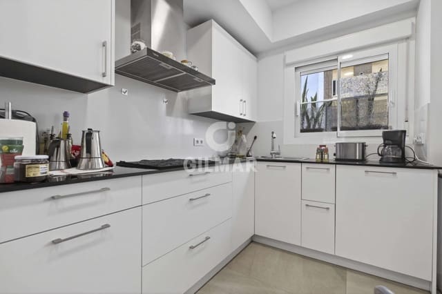 5 makuuhuone Asunto myytävänä paikassa Tablada, Sevilla kaupunki mukana 
autotalli - 850 000 € (Ref: 9753637)