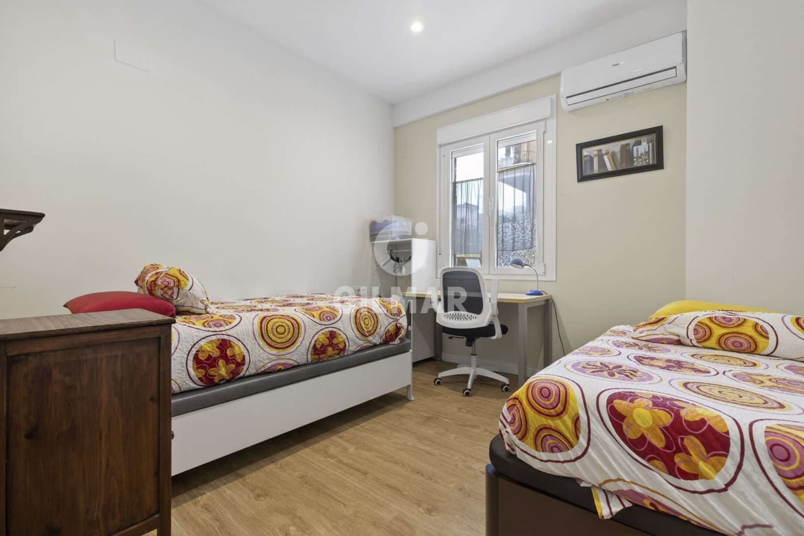 5 bedroom Flat for sale in Seville city with garage - € 850,000 (Ref: 9753637)