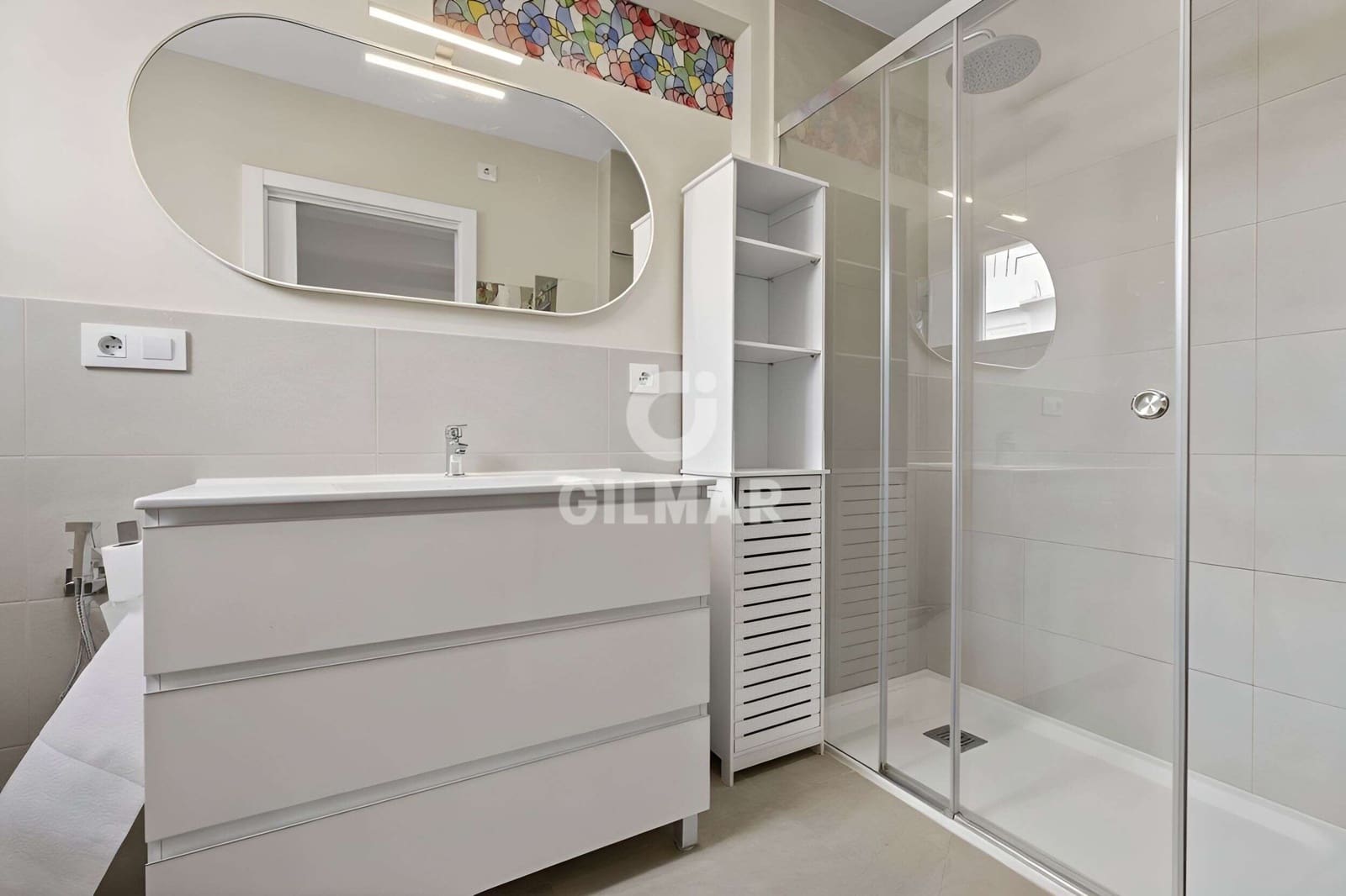 5 bedroom Flat for sale in Seville city with garage - € 850,000 (Ref: 9753637)