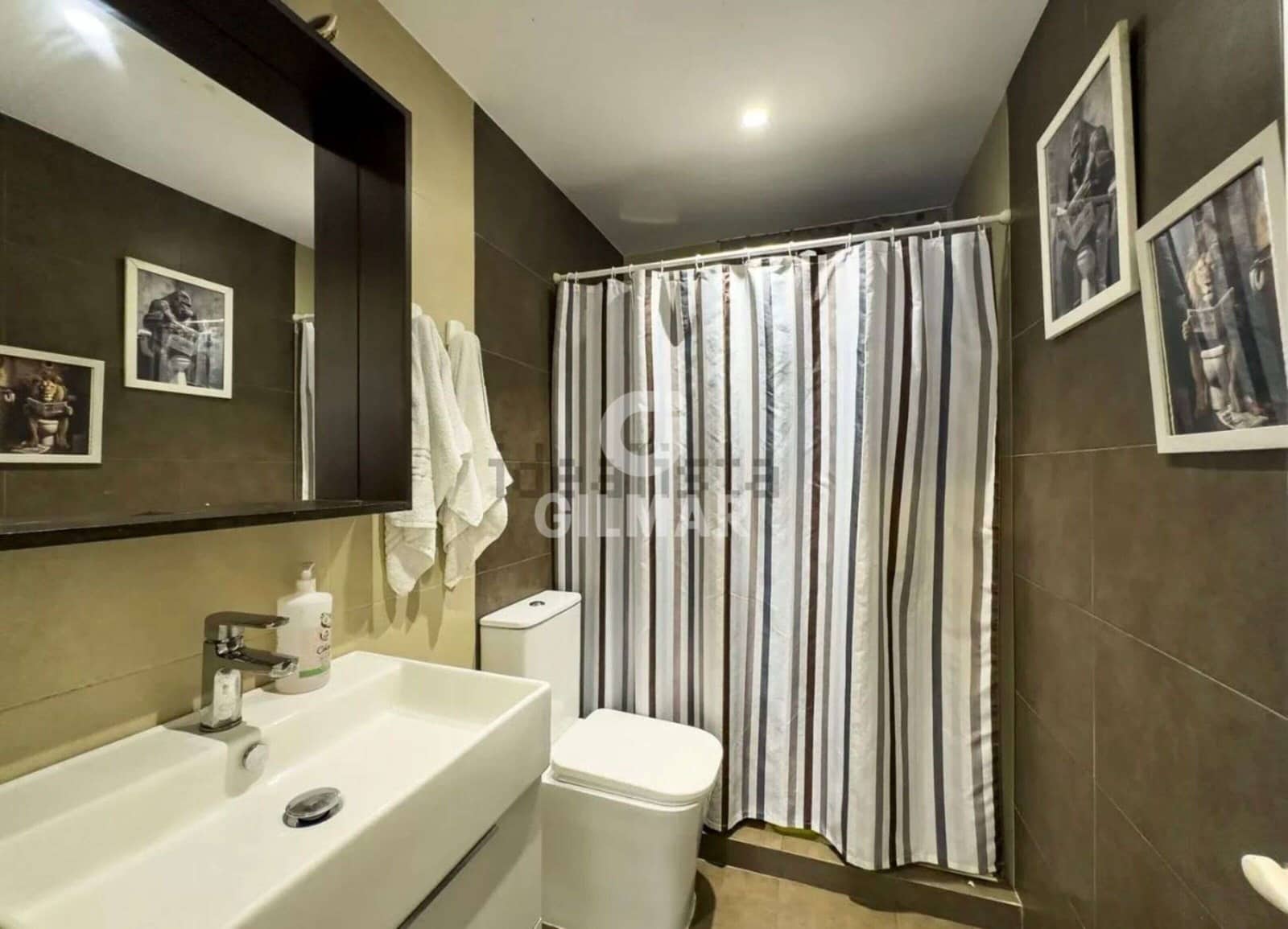 3 soveværelse Semi-Rækkehus til salg i Bel-Air med swimmingpool garage - € 430.000 (Ref: 9753639)